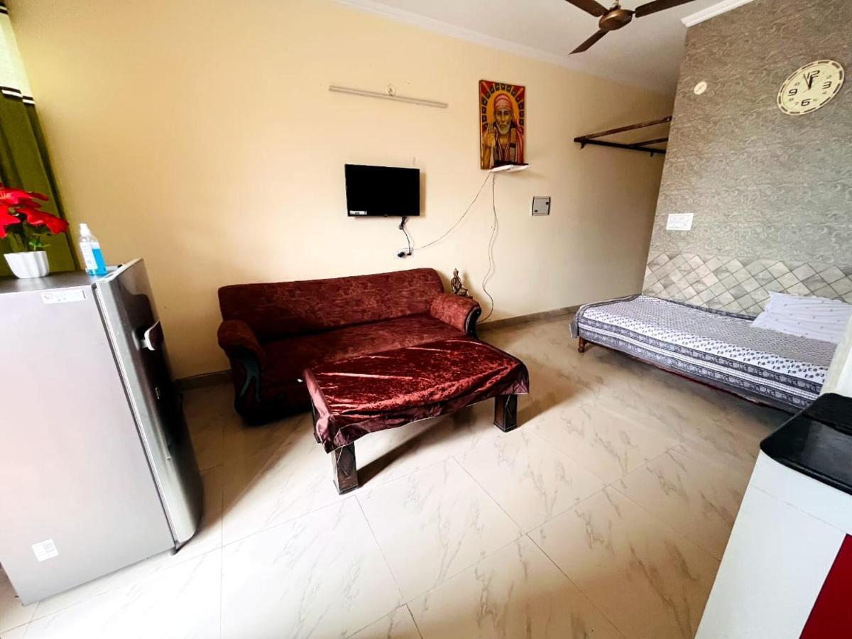 Appartement Sugandhim Kutir à Dehradun Extérieur photo